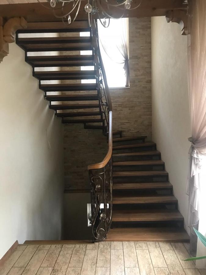 Писанка Плюс Hotel Yaremche Exterior photo