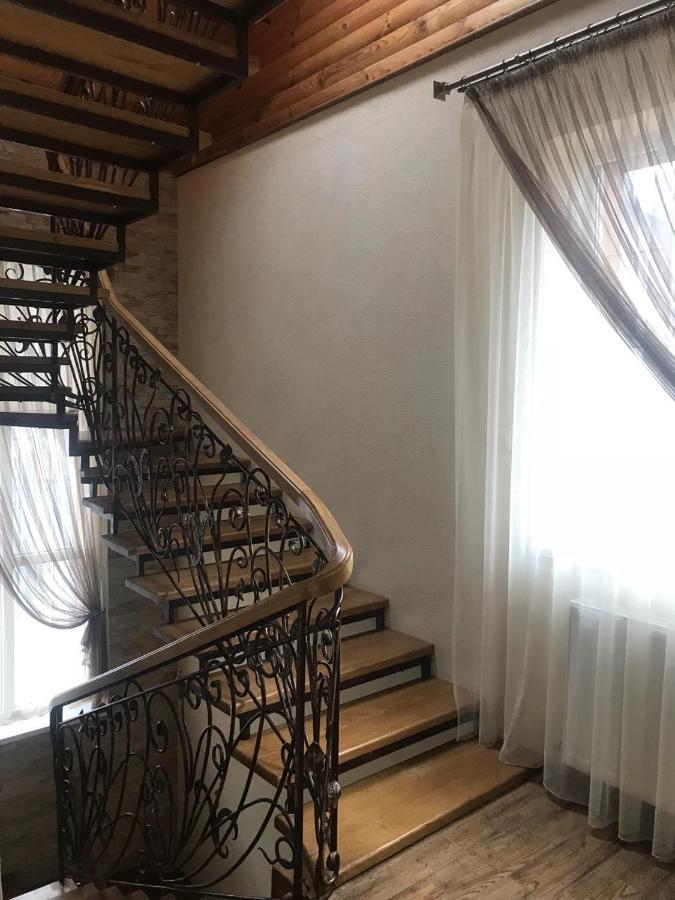 Писанка Плюс Hotel Yaremche Exterior photo