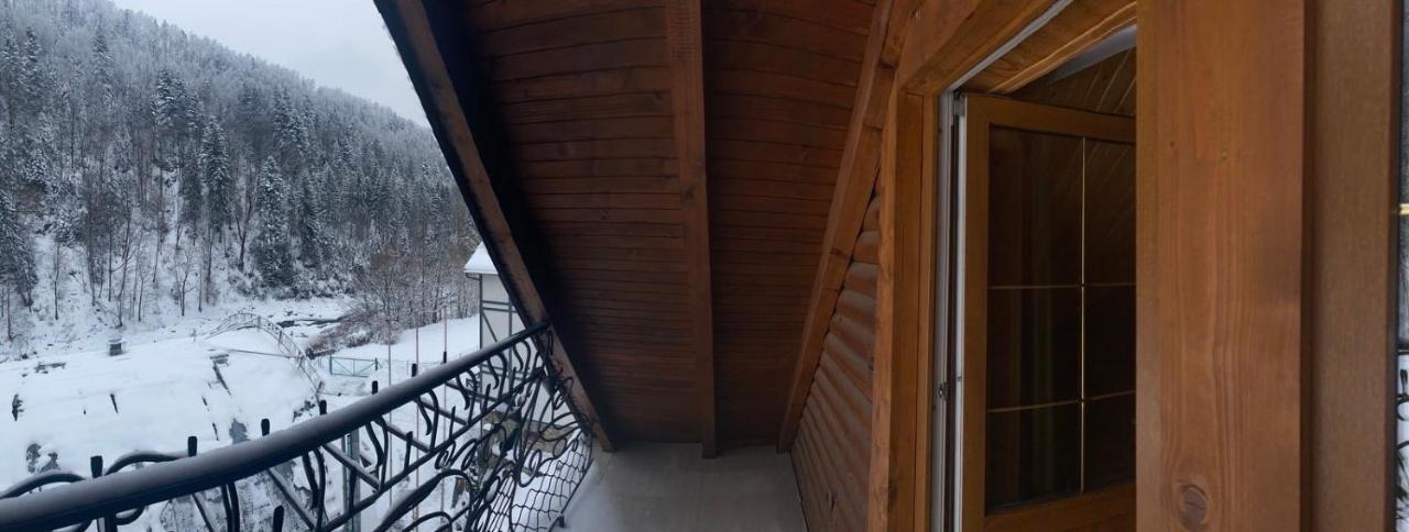 Писанка Плюс Hotel Yaremche Exterior photo